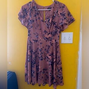 EXPRESS floral, flowy dress size 4